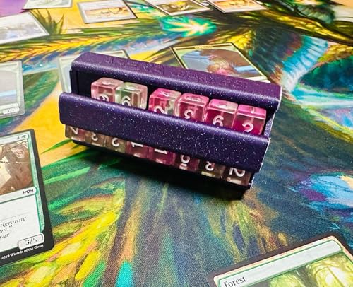 Load image into Gallery viewer, Arena Games Gaming Dice Capsule - Holds 40 12mm 6 Sided dice for Tabletop Gaming - Cobbco
