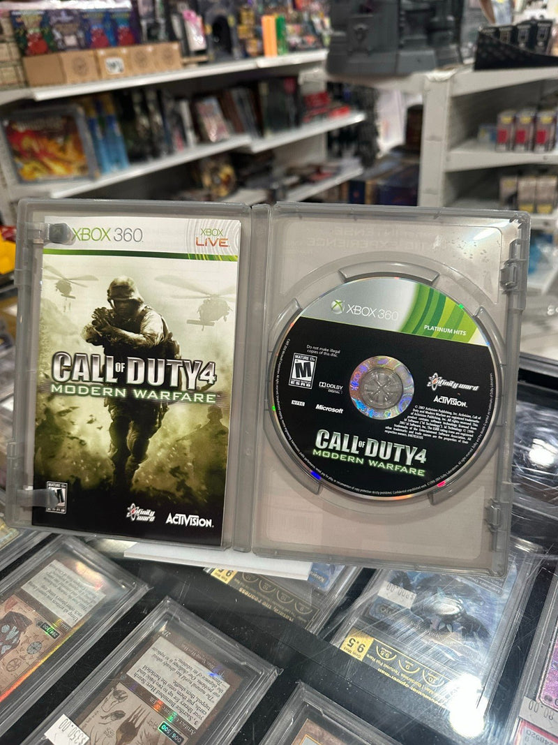 Load image into Gallery viewer, Call Of Duty 4 Modern Warfare Platinum Hits (Xbox 360) CIB - Good Condition - Cobbco
