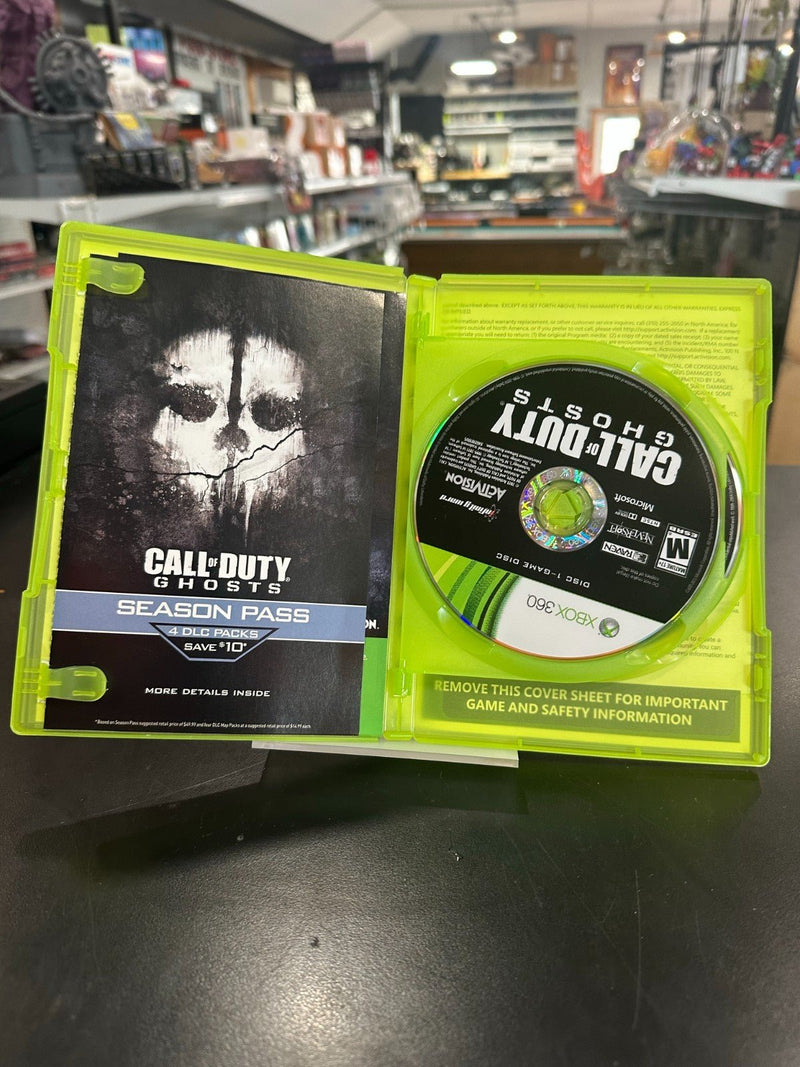 Load image into Gallery viewer, Call of Duty: Ghosts (Xbox 360, 2013) CIB - Tested - Good Condition - Cobbco
