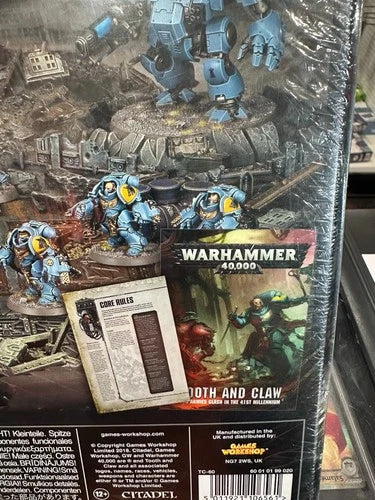 Load image into Gallery viewer, Warhammer 40K Tooth &amp; Claw OOP Box Set Space Wolves Genestealer Cults NIB

