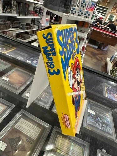 Load image into Gallery viewer, Super Mario Bros. 3 (Nintendo NES, 1990) Complete - CIB - Tested - Good Condition - Cobbco
